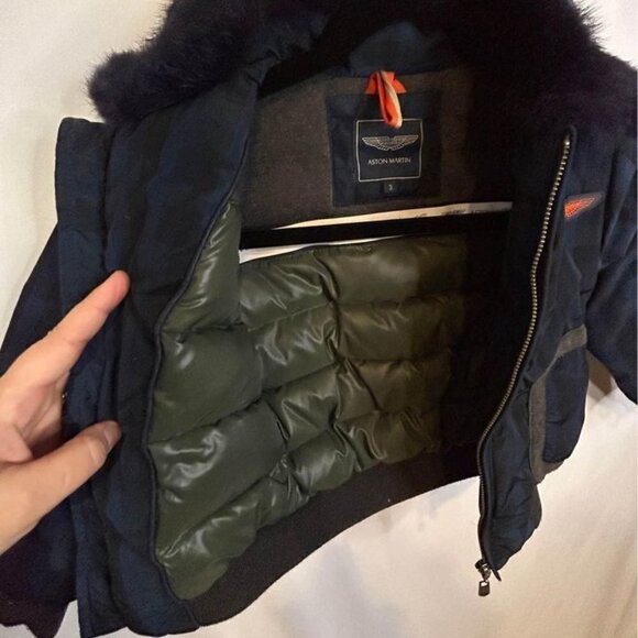 Aston Martin boys puffer jacket. Navy blue. Size 3. New condition. - Picture 2 of 11